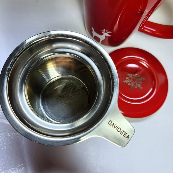 David’s Tea The Perfect Mug Reindeer and Snowflakes with Lid and Infuser Clean - Picture 7 of 10
